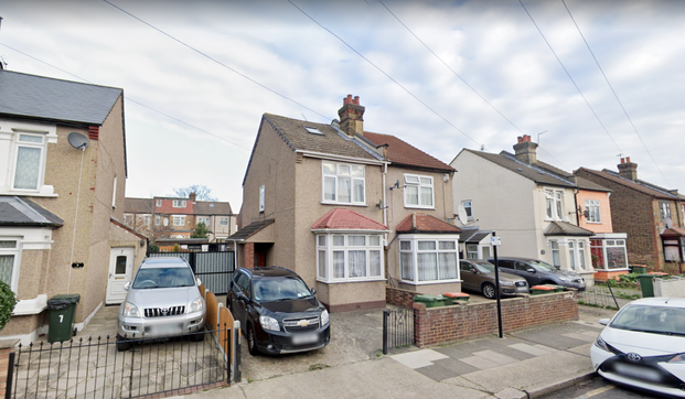 Lloyd Villas, Roman Road, East Ham, London E6 - Photo 1