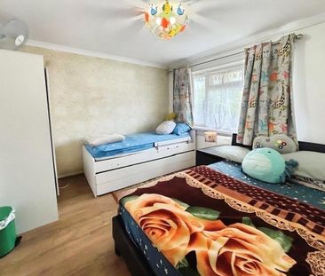 2 bedroom detached house to rent - Photo 4