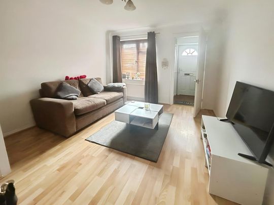 2 bedroom semi-detached house to rent - Photo 1