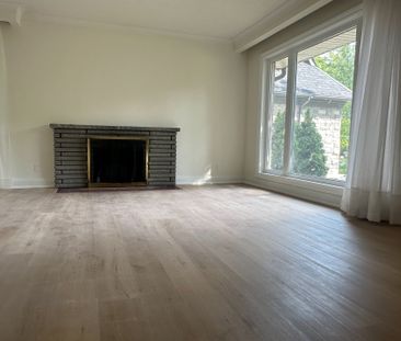 For Lease - 425 Maple Grove Drive, Oakville, Ontario - Photo 1