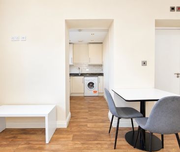 Brunswick Court, Leeds City Centre, LS2 7SA - Photo 1