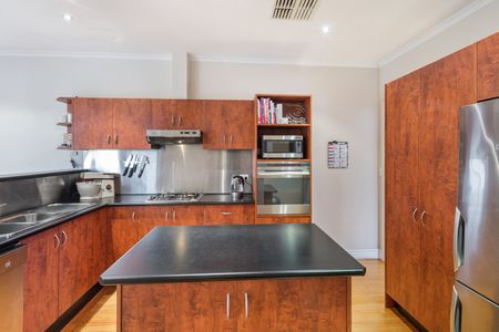 29 Justin Avenue, Glenroy VIC 3046 - Photo 2