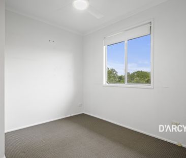 6 WYNGARDE ST - Photo 6