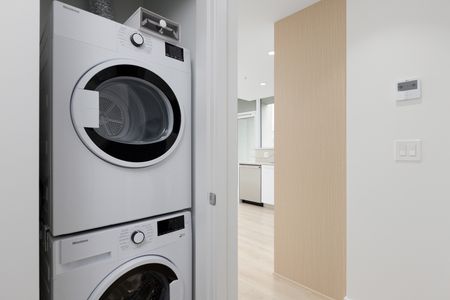 567 Clarke Rd (9th Floor), Coquitlam - Photo 4