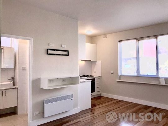 Modern studio apartment in prime location! - Photo 1