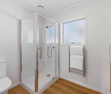 Charming 2BR Home with Garden & Deck - Photo 1