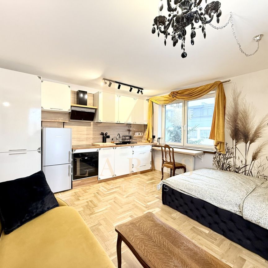 Kawalerka na Włochach po remoncie - Photo 1