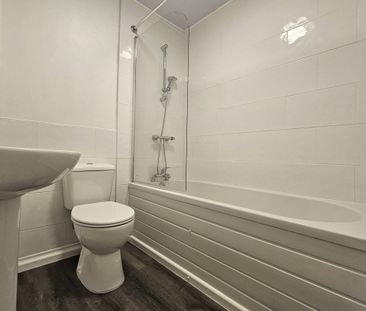 Throstles Close - Photo 3