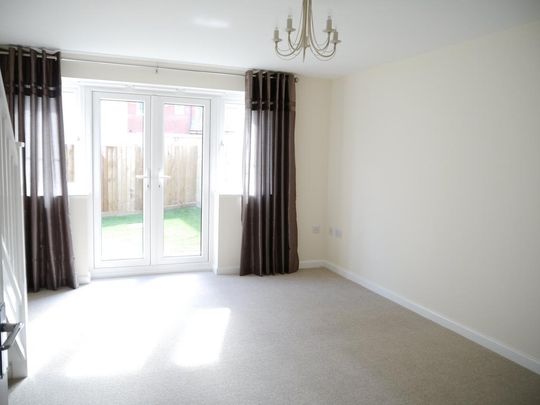 2 bedroom house to rent - Photo 1