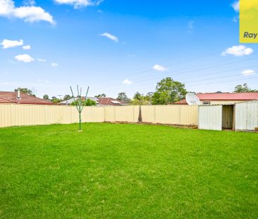 GREAT LOCATION! - Photo 5