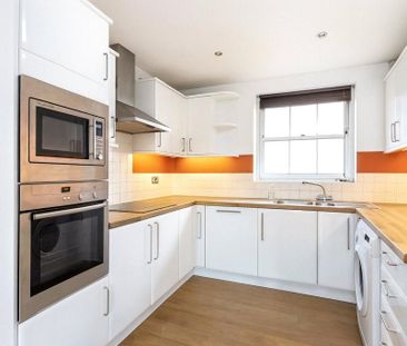 2 bedroom flat to rent - Photo 5