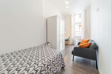 Carrer de Santa Teresa, Valencia, Valencian Community 46001 - Photo 5