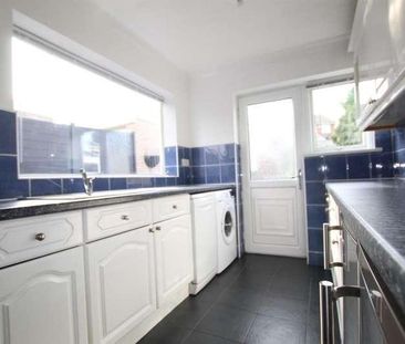 Tunwell Greave, Sheffield, S5 - Photo 1