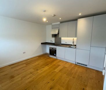 Regent House, Basildon - Photo 2