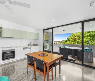Contemporary Urban Retreat with Premium Finishes in Annerley - Photo 4