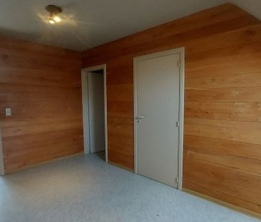 Woning te huur in Kortrijk voor € 730 met 2 slaapkamers - Photo 2