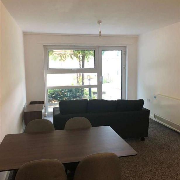 Carriage Grove, Bootle, L20 - Photo 1