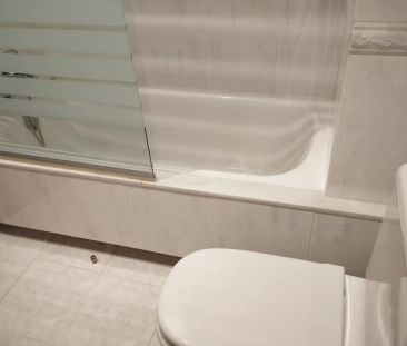 Piso de alquiler en Rúa de López Ferreiro, 34, Ensanche - Sar - Foto 3