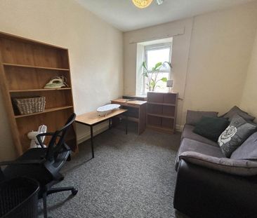 4 bedroom house to rent - Photo 2