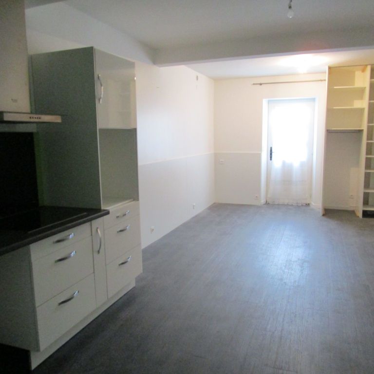 Location appartement 3 pièces, 60.00m², Fay-aux-Loges - Photo 1