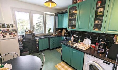 3 izb. byt, Terasa, ul- Pokroku, upravený, ZARIADENÝ, cca 65m2+ cca 4m2 Lodžia - Photo 2