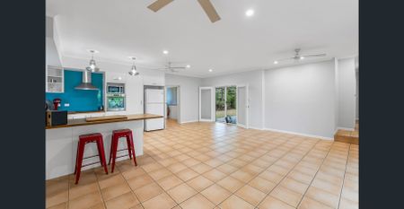 Family Living with Space and Style - Photo 3