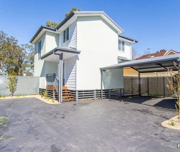 Modern Townhouse Living in a Prime Location - Photo 6