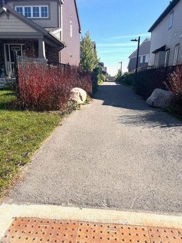 For Lease - 521 Honeylocust Avenue, Kanata, Ontario - Photo 4