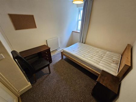 5 bedroom house to rent - Photo 4