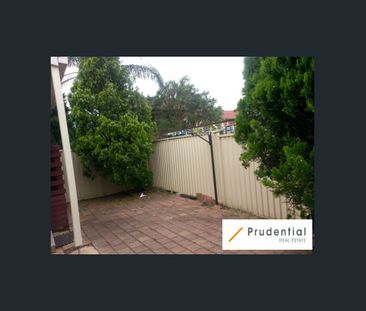 15/5 Jacquinot Place, Glenfield, NSW 2167 - Photo 5