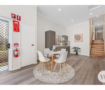 2/33 Grimstone Street, Keperra - Photo 5