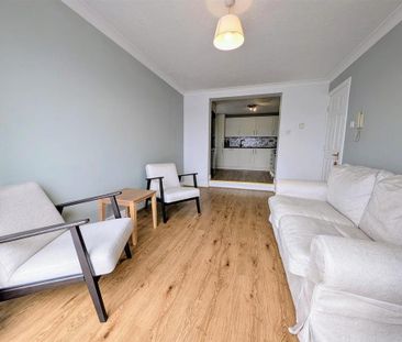 3 bedroom apartment to rent - Photo 3