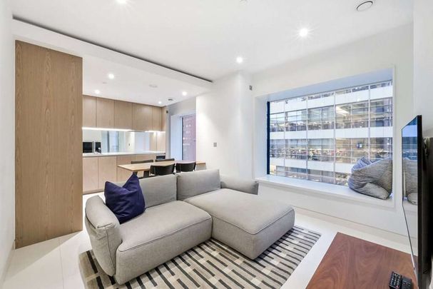 This development offers the perfect combination of modern luxury, unparalleled facilities, and a prime location in the heart of London. - Photo 1