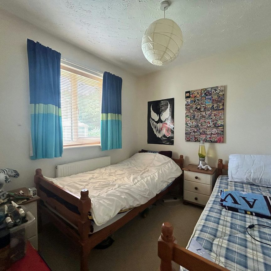 Terraced House to rent on - Photo 1