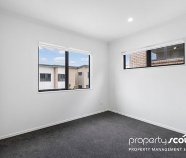 3 Bedroom in Mangere - Photo 1