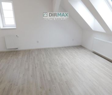 Pronájem bytu 2+1 60 m2 - Fotografie 3
