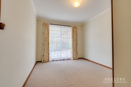 6 Oxford St Whittington - Photo 4