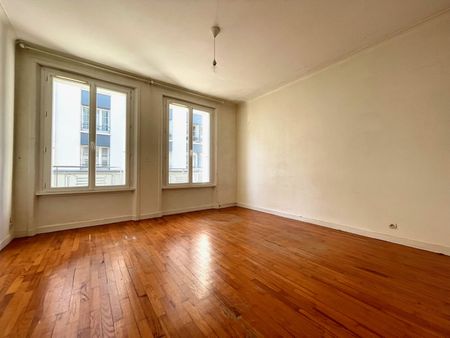 Location Appartement 5 pièces 103m² BREST 29200 - Photo 5