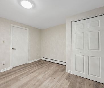 For Lease - 708 Carnegie Avenue Unit# Lower, Oshawa, Ontario - Photo 4