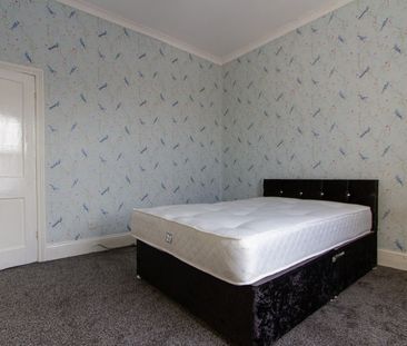 1 Bed Terraced House, Dorset Road, CV1 - Photo 3