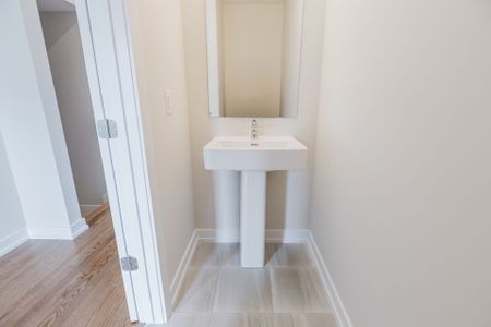 For Lease - 2046 Postilion Street, Stittsville - Munster - Richmond, Ontario - Photo 3