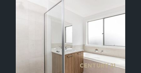 Family Comfort in a Peaceful Court Location - Photo 3