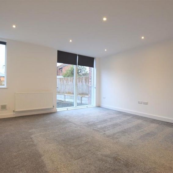 3 Bedroom Terraced To Let - Photo 1
