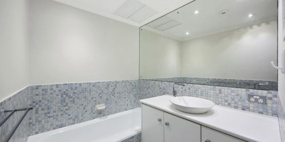 Ocean View and Costal Bliss – Furnished & Flexible 5-Month Lease Term - Photo 3