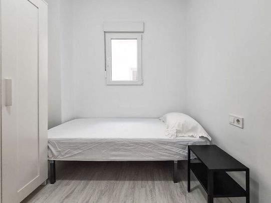 Carrer de Ramiro de Maeztu, Valencia, Valencian Community 46022 - Photo 1