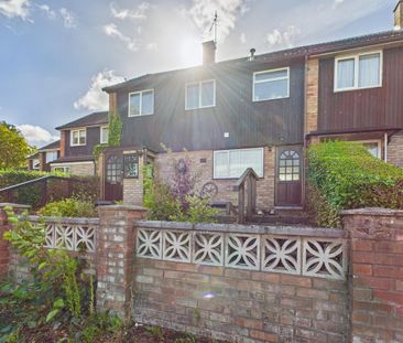 3 bedroom terraced house to rent - Photo 1