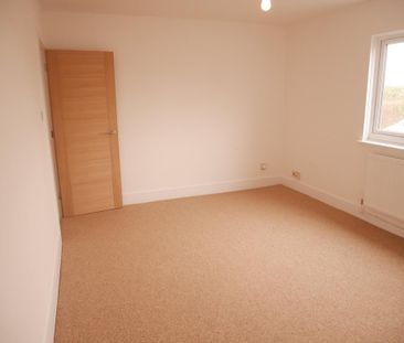 3 bedroom house to rent - Photo 2
