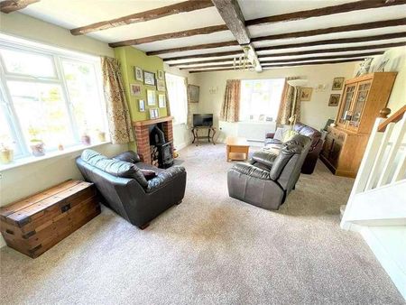 Anglesey Arms Road, Alverstoke, Gosport, PO12 - Photo 5