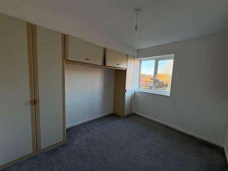 Hydale Court, Low Moor, Bradford, BD12 - Photo 2