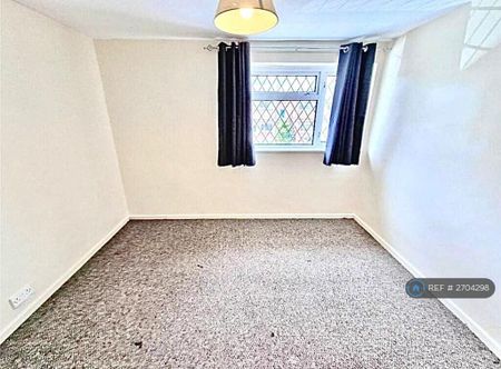 3 bedroom terraced house to rent - Photo 5